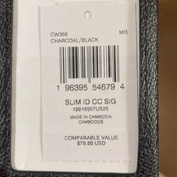 COACH Cardholder. Black. Slim ID Card Case. COACH BOX & Bag. Gift ready. - Picture 6 of 6